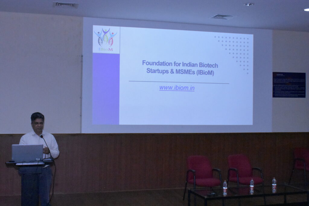 An IBioM member presents the foundation at a monthly meet
